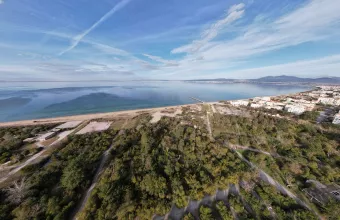 Ακτή και Camping Αγίας Τριάδας