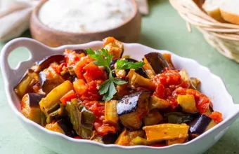 Τα λαδερά του Δεκαπενταύγουστου: 20 νηστίσιμες συνταγές που αξίζει να φτιάξεις τώρα