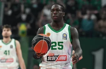 Κέντρικ Ναν: Διοργάνωσε ξανά καμπ για τα παιδιά του Σικάγο: «Να είμαι σαν μεγάλος αδερφός τους»