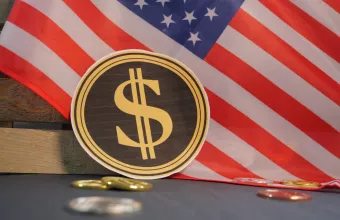 Tο προγραμματιζόμενο δολάριο είναι πραγματικότητα: Η εποχή του Δολαρίου-Κώδικα και ο νόμος GENIUS