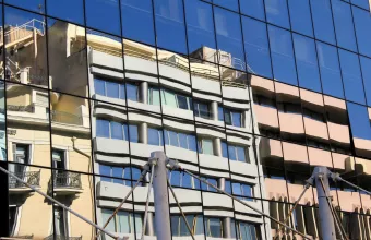 Στέγαση: Τρία θετικά μέτρα και τρεις προτάσεις