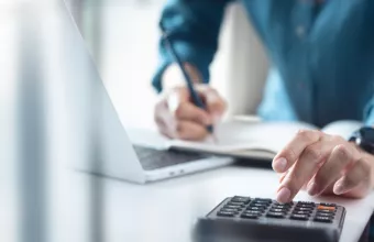 Τα πρόστιμα ως υπεραναπλήρωση της ελλιπούς κρατικής οργάνωσης