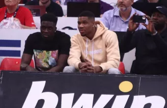 Αντετοκούνμπο