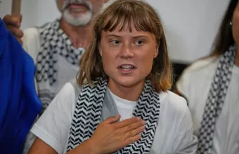 Γκρέτα Τούνμπεργκ: Καταγγέλλει κακοποίηση από Ισραηλινούς στρατιώτες