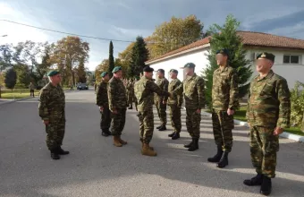 Επίσκεψη αρχηγού ΓΕΣ στην 1η Ταξιαρχία Καταδρομών - Αλεξιπτωτιστών και στο Κέντρο Εκπαιδεύσεως Ανορθόδοξου Πολέμου