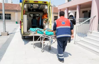 Υπουργείο Παιδείας: Η 10χρονη μαθήτρια στον Ασπρόπυργο κατέρρευσε ενώ περπατούσε