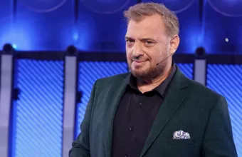 «THE WALL»: 2 φίλοι και κουμπάροι ενώνουν δυνάμεις για να γκρεμίσουν τον «τοίχο»