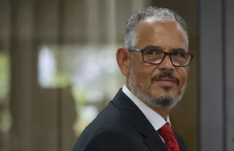 Άλιξ Ντιντιέ Φιλς-Αίμεd 