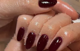 Θεωρία κόκκινων νυχιών