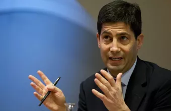 Κέβιν Γουόρς