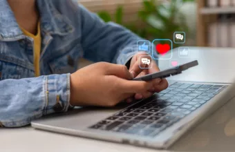 Social media παιδιά