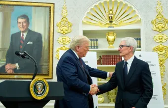 Ο Τραμπ και ο Κουκ