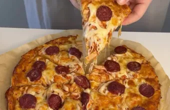 Πίτσα από Τορτίγιες