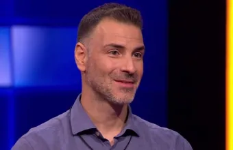 Νικητής The Floor