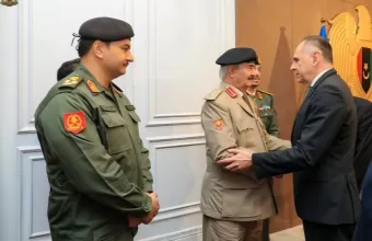 «Χαλίφα Χαφτάρ και Υιοί» και Γεραπετρίτης