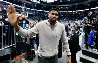 Αντετοκούνμπο