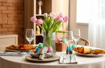 Πώς να στρώσεις το τέλειο πασχαλινό τραπέζι