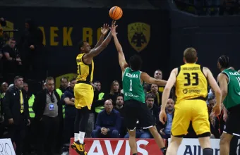 Τρίποντο Νάναλι 