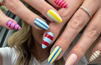 Stripe Nails Trend