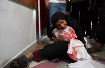 θρηνωδούσα μητέρα Γάζα