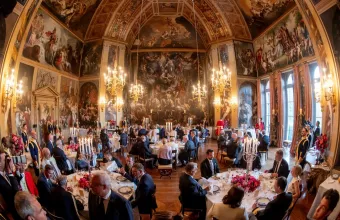 Το εντυπωσιακό παλάτι και το εκλεκτό μενού στο δείπνο του ΝΑΤΟ