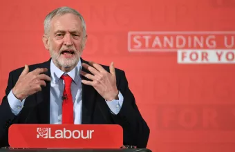 Brexit συμφωνία: Δημοψήφισμα ζητά ο Κόρμπιν