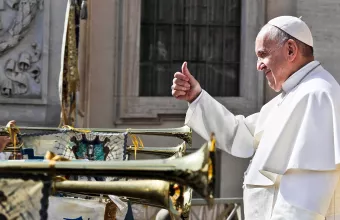 Ο Φραγκίσκος στην Ελλάδα – Το μήνυμα του ποντίφικα και οι συμβολισμοί - Το πρόγραμμά του