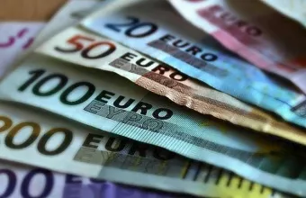 Έρευνα: Τα χαρτονομίσματα μολύνονται πιο εύκολα από μικρόβια από τα κέρματα