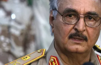 Σε διάλογο καλεί το ρωσικό ΥΠΕΞ τις αντικρουόμενες πλευρές στη Λιβύη με προτροπή Χαφτάρ