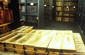 Χρυσές ράβδοι σε θησαυροφυλάκιο