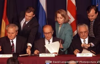 Υπογραφή Συμφωνίας Ντέιτον