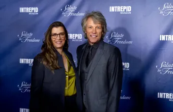 Τζον Μπον Τζόβι και σύζυγος