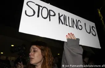 Διαμαρτυρία για ανθρώπινα δικαιώματα