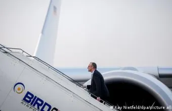 Ο Μερτς ταξιδεύει