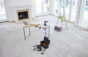 «Ανακαινίζω - Νοικιάζω»