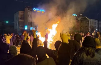 Πλήθος σε διαμαρτυρία Ιράν