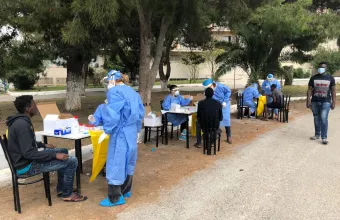 Κορωνοϊός-Ανησυχία:150 θετικά κρούσματα στη δομή μεταναστών στο Κρανίδι