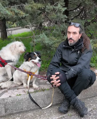 Αγρίνιο: Γάτες και σκύλοι ζούσαν κλειδαμπαρωμένα χωρίς τροφή και νερό σε σπίτι