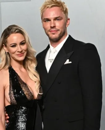 Νίκολας Χουλτ