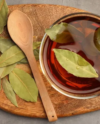 Τσάι από φύλλα δάφνης: Η φυσική ενίσχυση για αρθρώσεις και ήπαρ