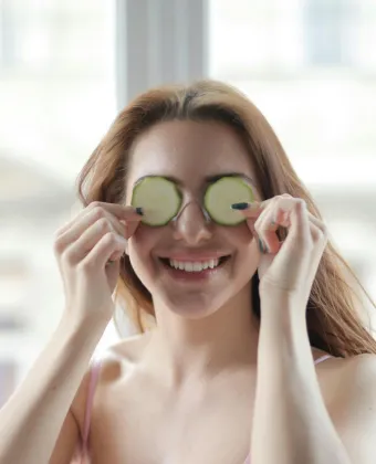 Λαμπερό δέρμα