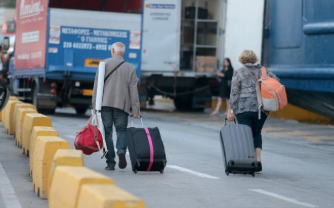Πάσχα: Ένας στους τέσσερις ετοιμάζει βαλίτσες - Το κόστος για ταξίδι με IX και πλοίο