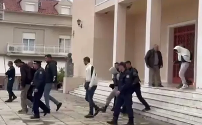 Συλληφθέντες