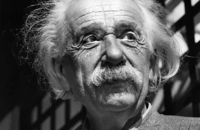 Ινδοί επιστήμονες απορρίπτουν τις θεωρίες του Αϊνστάιν