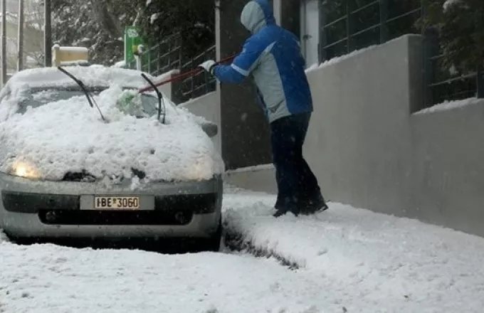 Έρχεται ο Τηλέμαχος και φέρνει χιόνια ακόμη και στο κέντρο της Αθήνας
