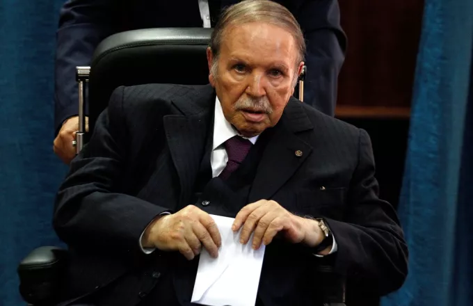 Αλγερία: Απομάκρυνση του Μπουτεφλίκα ζητά και ο αρχηγός του στρατού