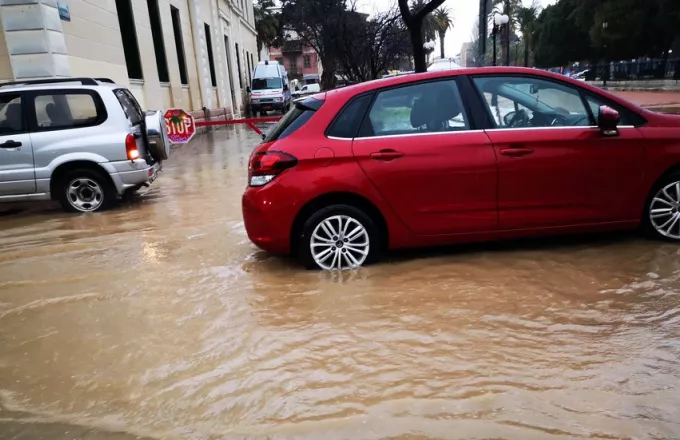 Κακοκαιρία «Βικτώρια»: Έντονη βροχόπτωση στην Αθήνα - «Χτύπησε» Κέρκυρα και Κεφαλονιά
