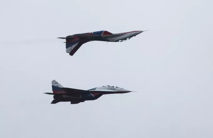 Τι αλλάζει στις ισορροπίες στη Λιβύη; Ρωσικά μαχητικά Su-24 και MiG-29 στα χέρια του Χαφτάρ (φωτό)