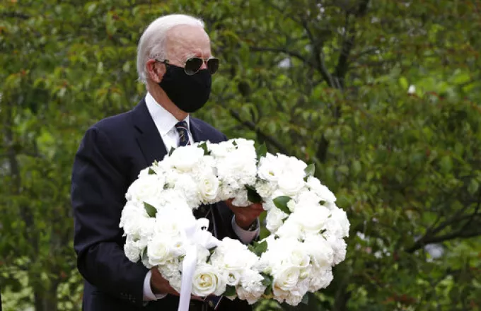 Πρώτη δημόσια εμφάνιση του Τζο Μπάιντεν με μάσκα εδώ και δύο μήνες