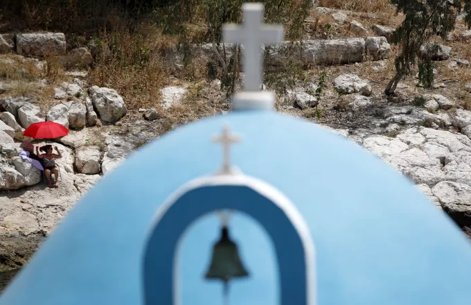 Ο διεθνής Τύπος διαφημίζει την Ελλάδα – Από τα νησιά στη Μάνη